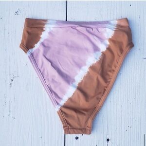L Space Frenchi Bitsy Cut Bikini Bottom Pink Tie Dye Women's Size Medium $110